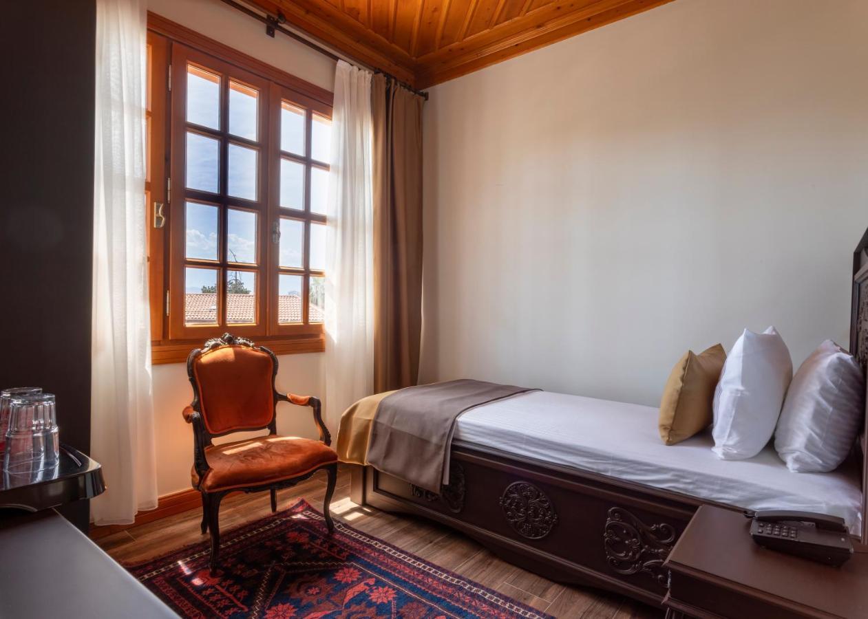 Woo Town Suites Antalya Bagian luar foto