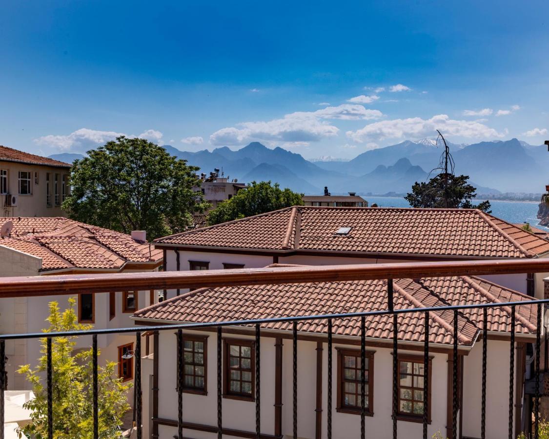 Woo Town Suites Antalya Bagian luar foto
