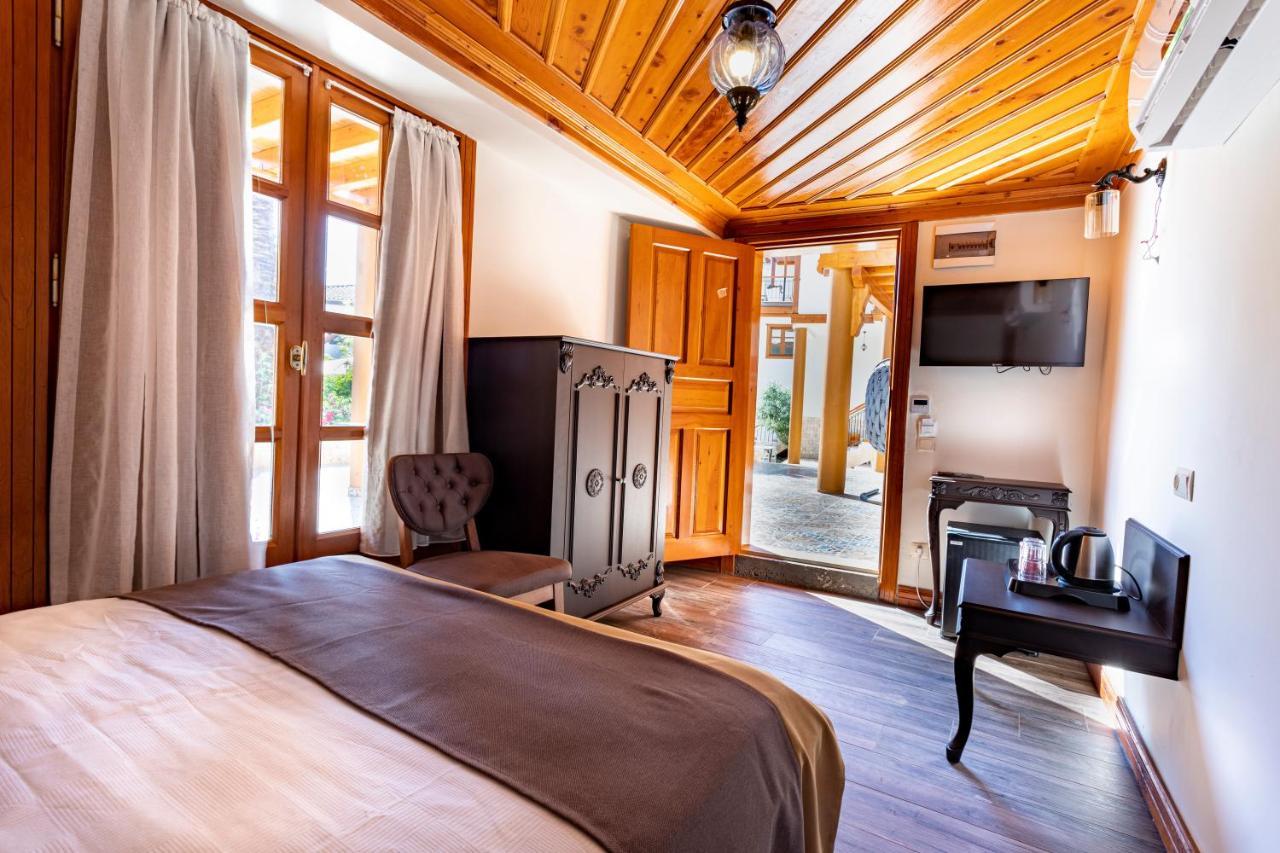Woo Town Suites Antalya Bagian luar foto