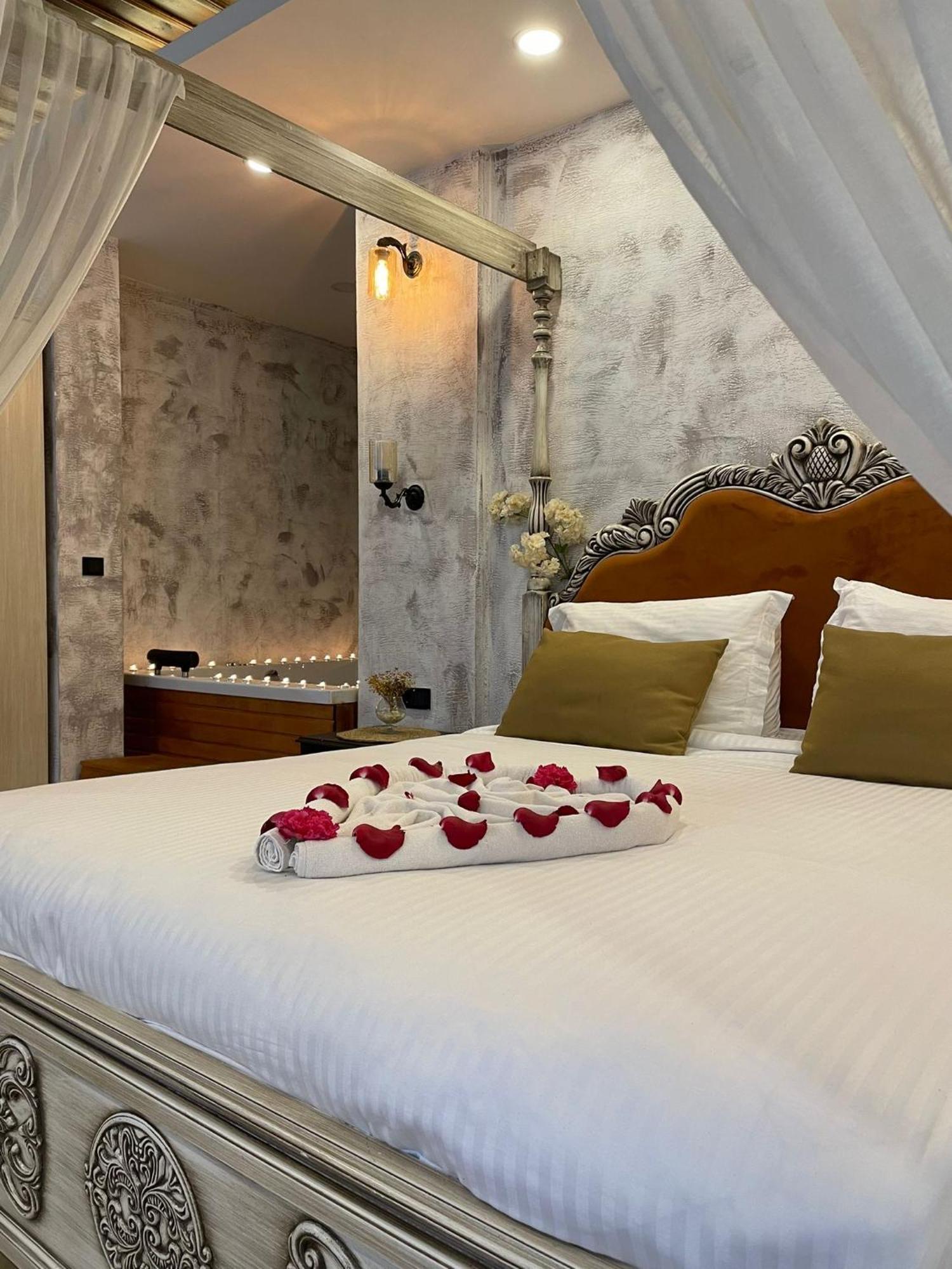 Woo Town Suites Antalya Bagian luar foto