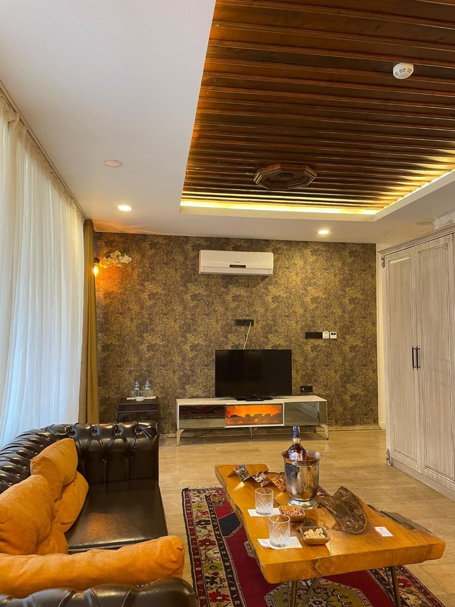 Woo Town Suites Antalya Bagian luar foto