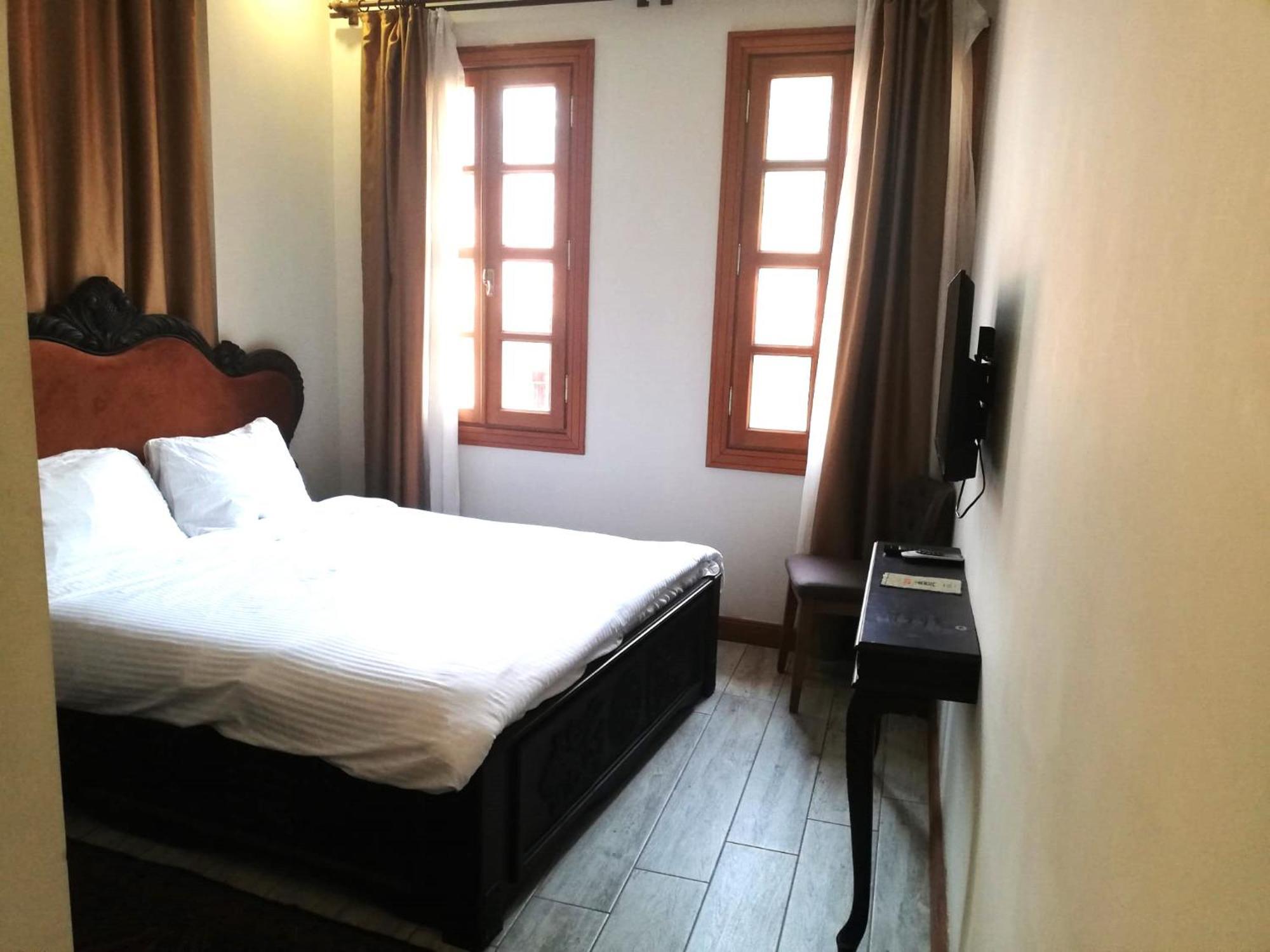 Woo Town Suites Antalya Bagian luar foto